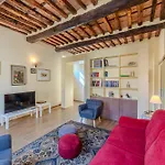 Charming Apt With Scenic Views In Lucca