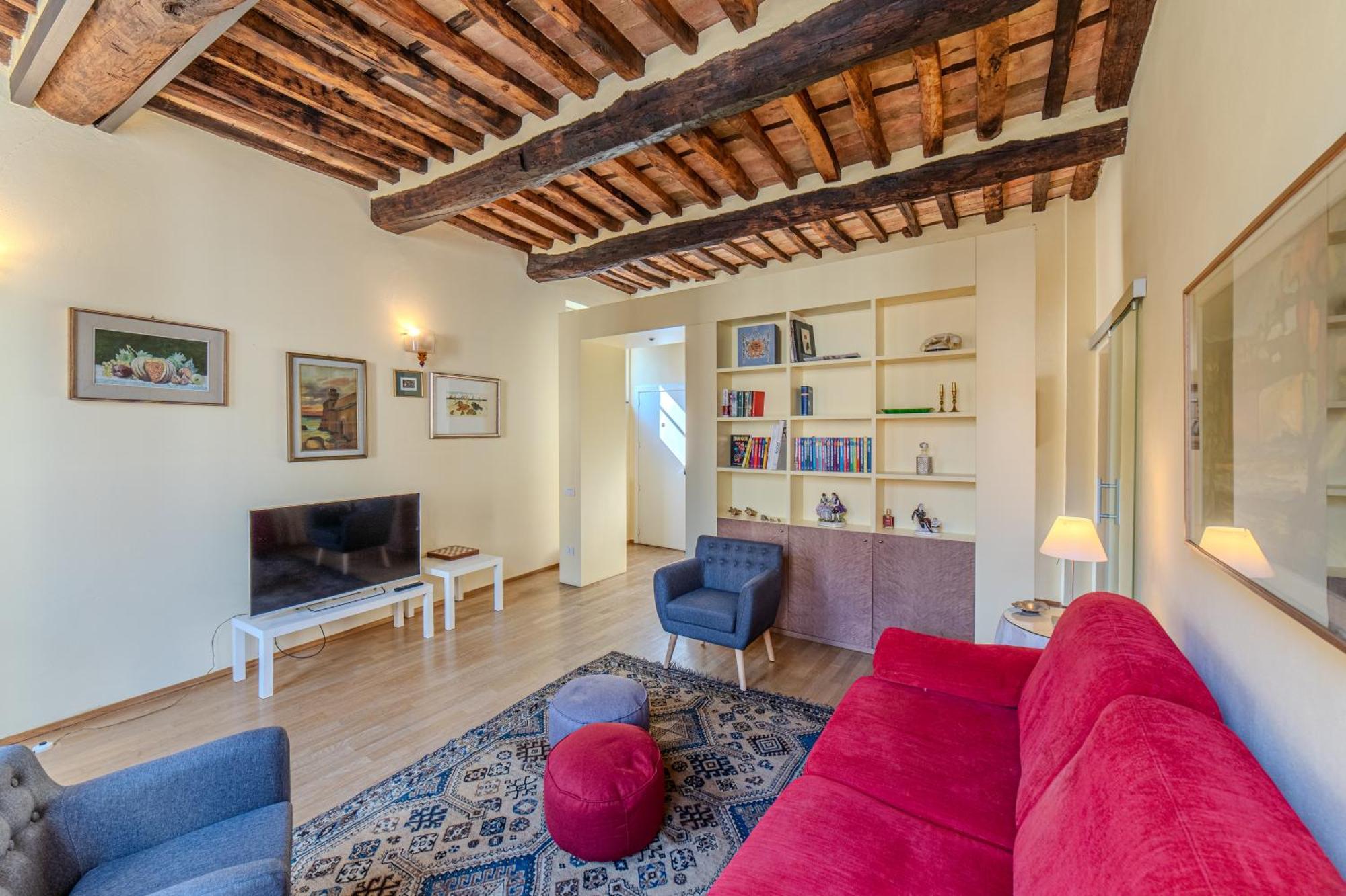 Apartment Charming With Scenic Views In
