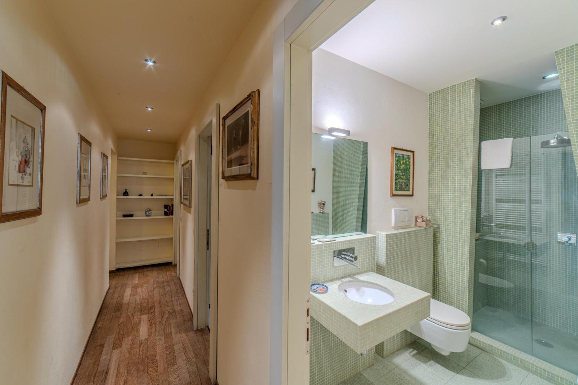 Apartment Charming With Scenic Views In *